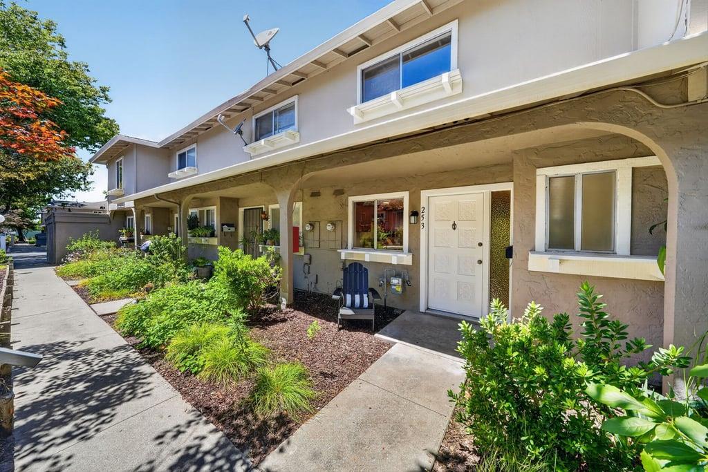 253 North Temple Drive