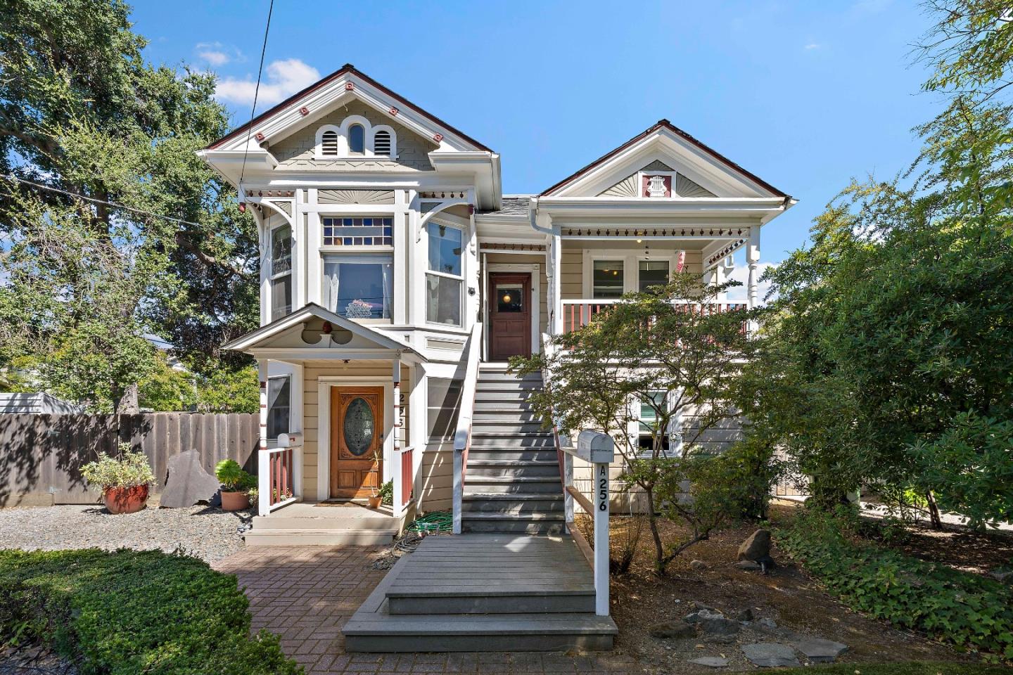 256 Los Gatos Boulevard