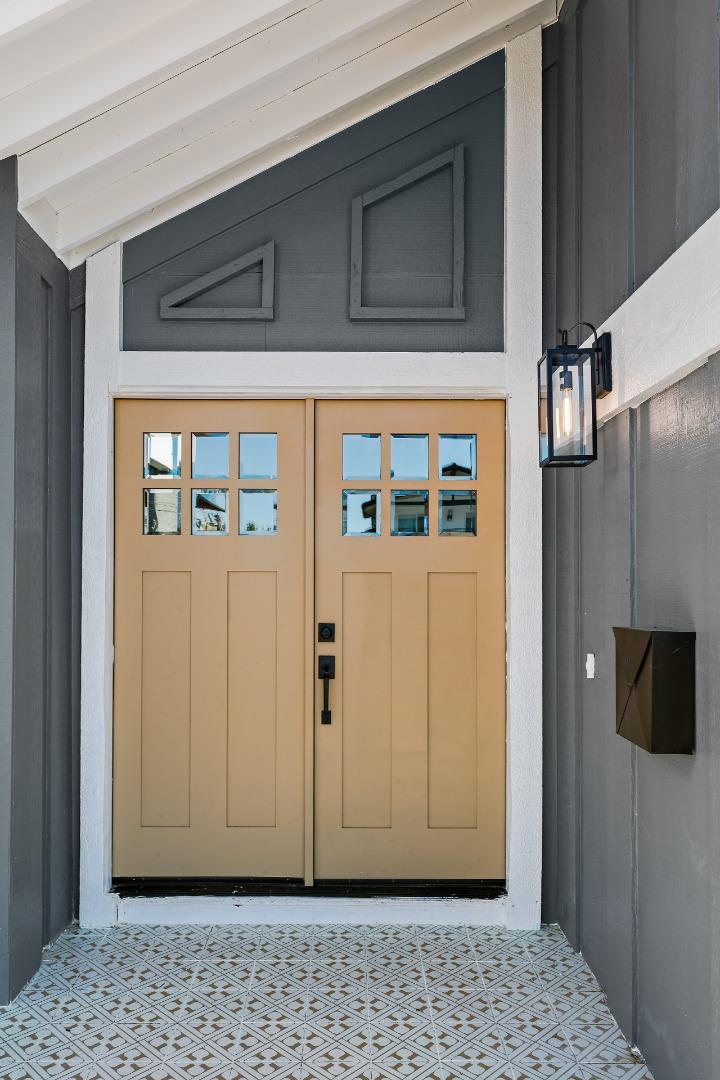 3531 La Mesa Drive