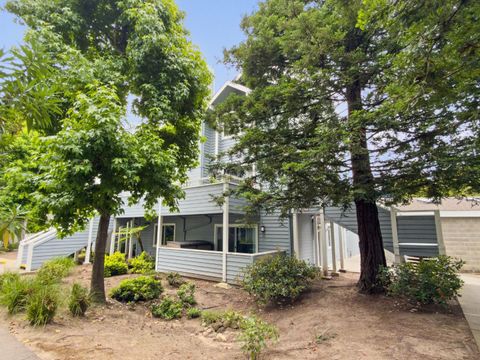 Photo of 41 Grandview Street #1402, SANTA CRUZ, CA 95060 (MLS # ML82049863)