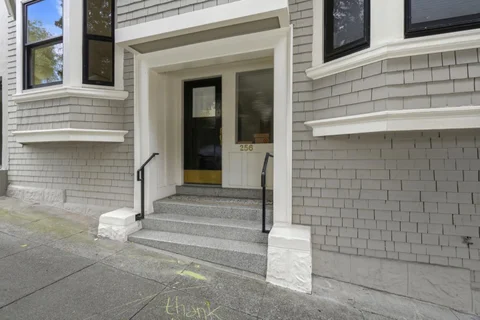 MLS: ML82060351