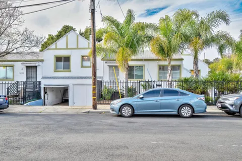 6029 Macarthur Boulevard, Oakland, CA 94605 - #: ML82044752