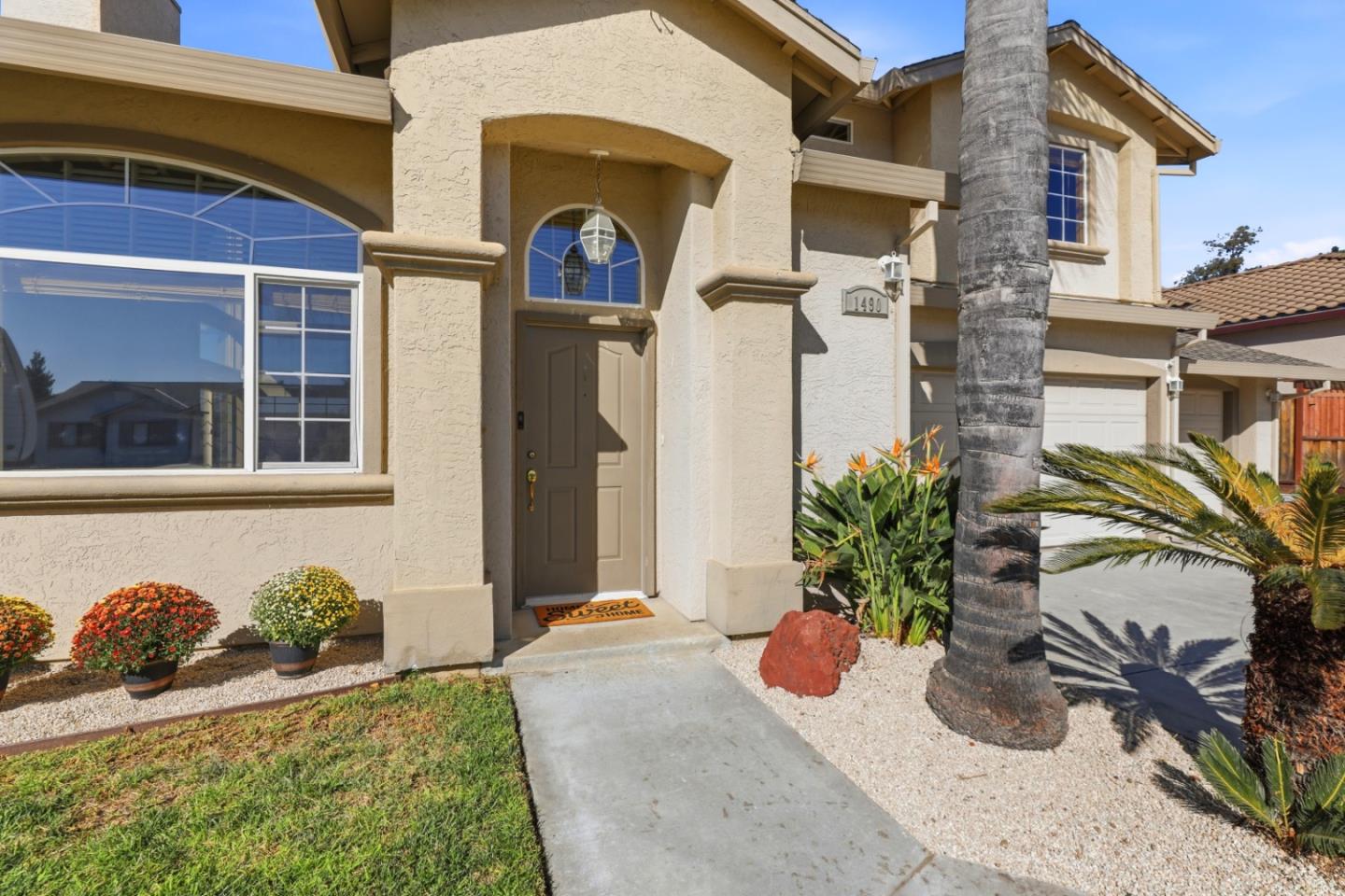 1490 Farragot Drive