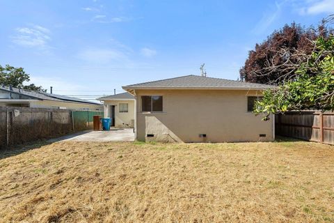Tiny photo for 2210 Menalto Avenue, EAST PALO ALTO, CA 94303 (MLS # ML82025779)
