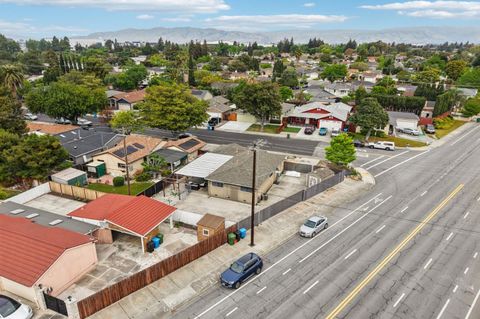 Tiny photo for 2254 Augusta Place, Santa Clara, CA 95051 (MLS # ML82041175)