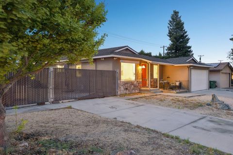 Tiny photo for 2254 Augusta Place, Santa Clara, CA 95051 (MLS # ML82041175)