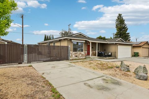 Tiny photo for 2254 Augusta Place, Santa Clara, CA 95051 (MLS # ML82041175)