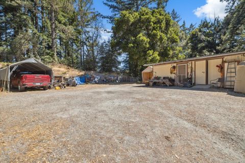 Tiny photo for 355 Santa Cruz Street, Boulder Creek, CA 95006 (MLS # ML82028847)