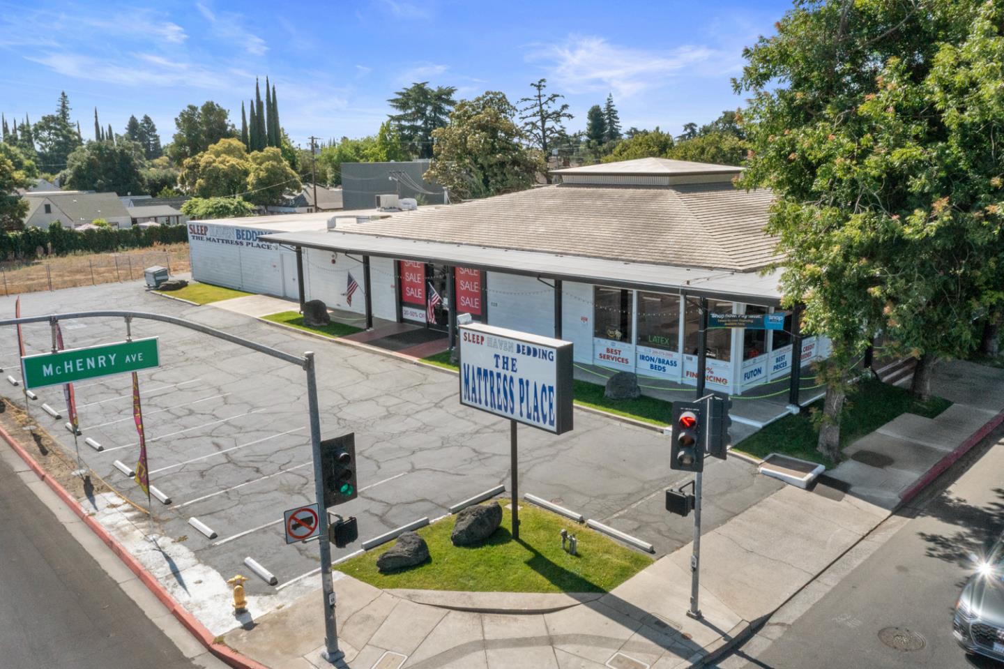 1120 Mchenry Avenue