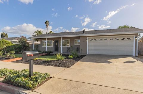 Photo of 120 Hathaway Avenue, WATSONVILLE, CA 95076 (MLS # ML82035255)