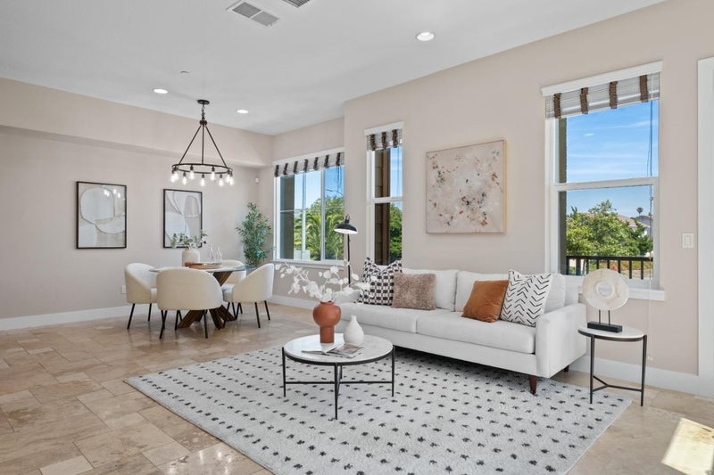 1315 Venturi Drive 2