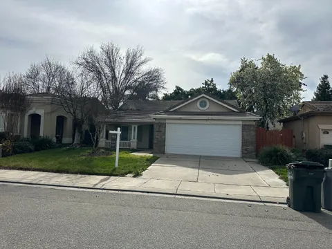 MLS: ML81994622