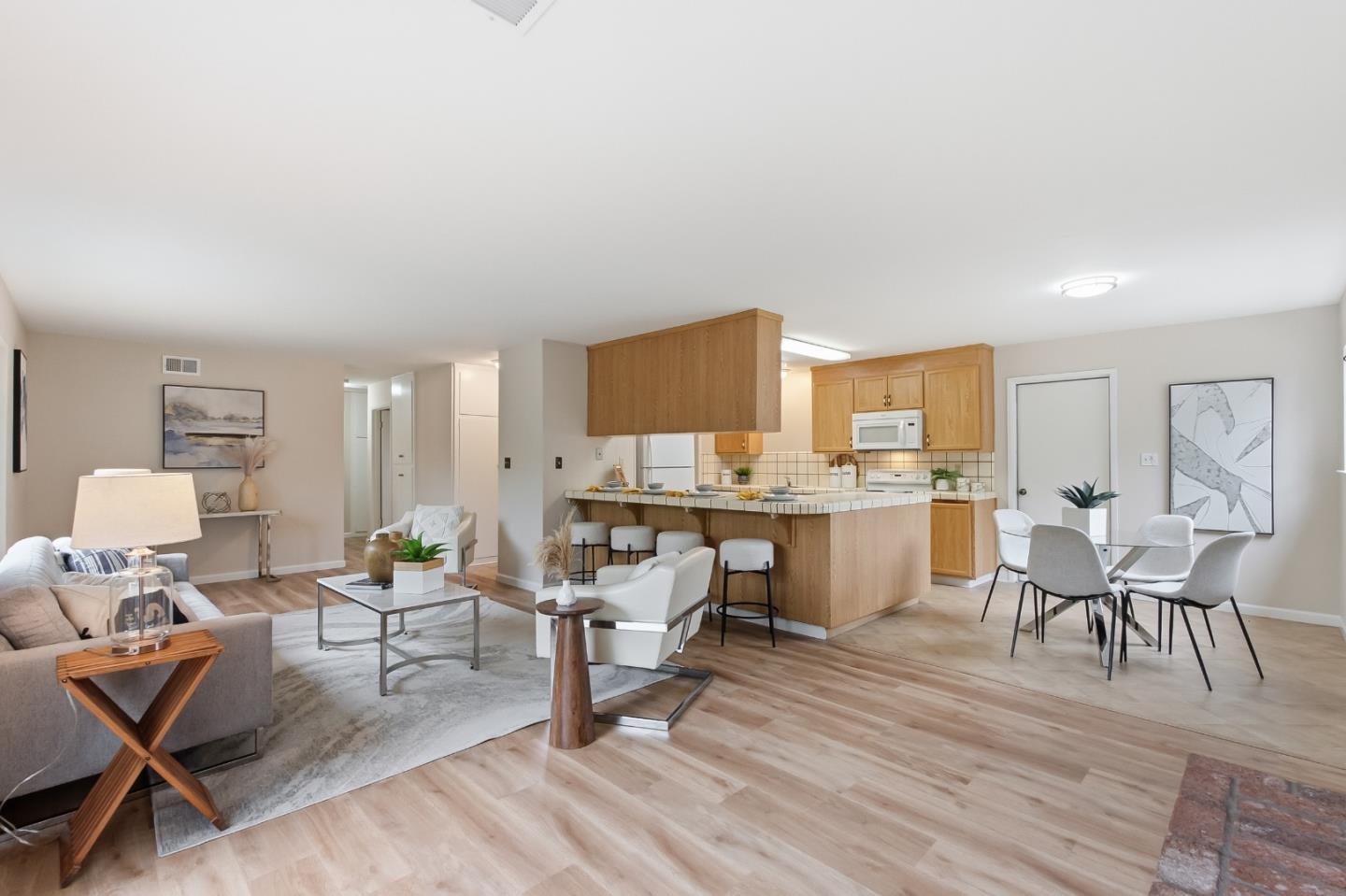 1402 Turlock Lane