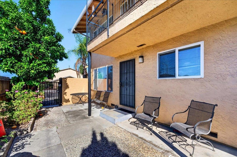 5601 Hoffman Court