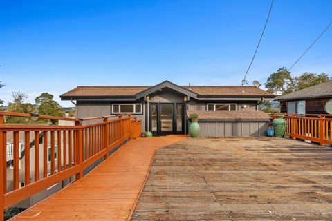 Photo of 803 Cresta Vista Way, APTOS, CA 95003 (MLS # ML82028399)