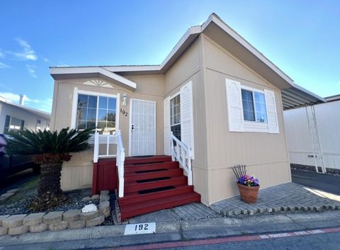 Photo of 600 E Weddell Drive #192, SUNNYVALE, CA 94089 (MLS # ML82037859)