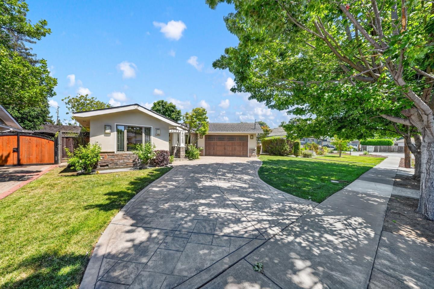 1490 Santa Inez Drive