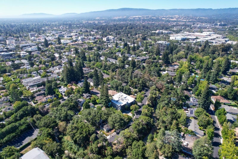 340 Palo Alto Avenue