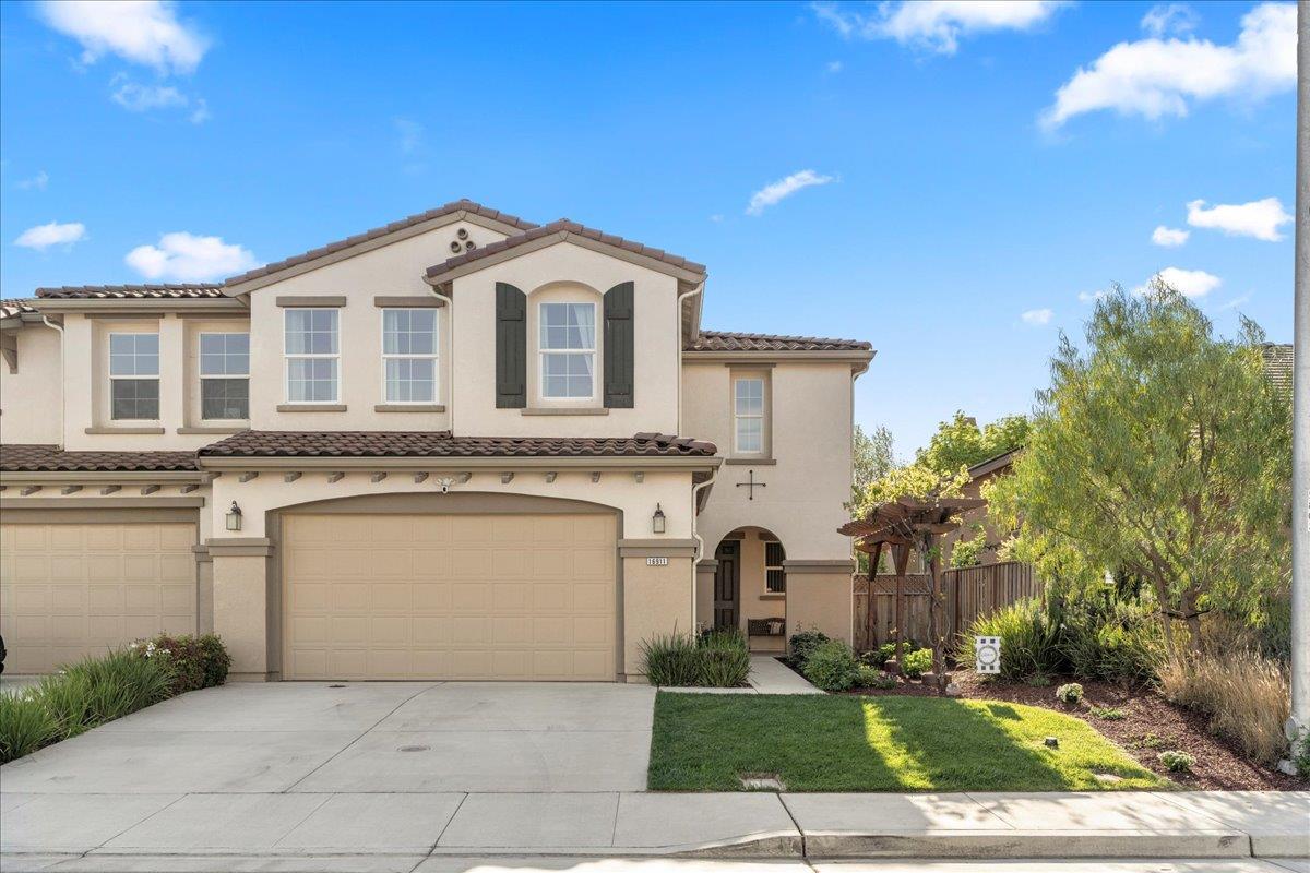 16911 Grapevine CT