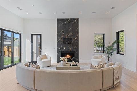 Photo of 18071 Saratoga Los Gatos Road, Monte Sereno, CA 95030 (MLS # ML82012969)