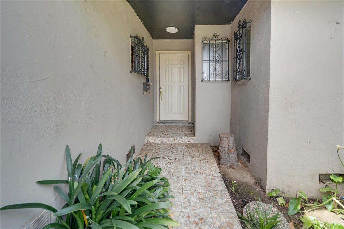 838 Caribbean Avenue
