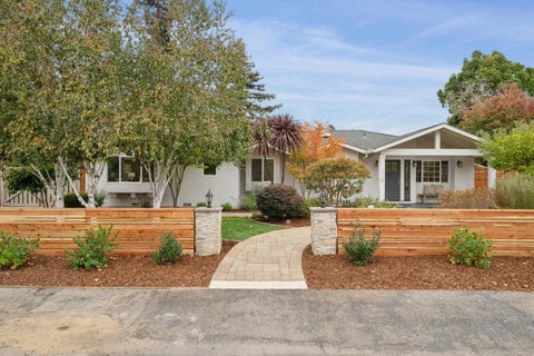 Photo of 428 Casita Way, LOS ALTOS, CA 94022 (MLS # ML82065399)