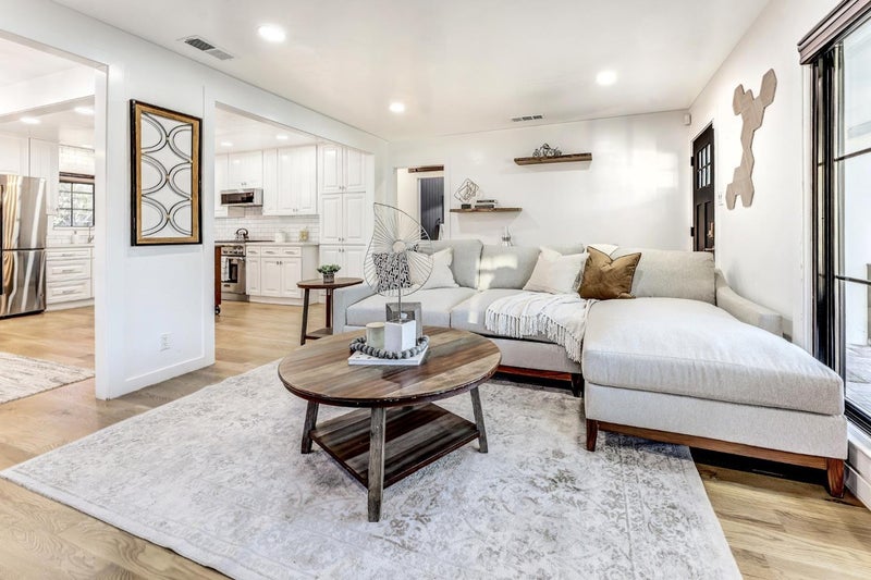 4034 Holly Drive