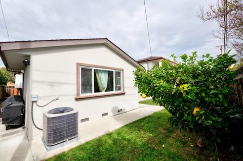 Tiny photo for 6026 Dial Way, San Jose, CA 95129 (MLS # ML82039092)