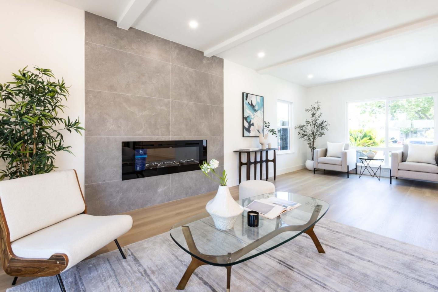 869 Lusterleaf Drive