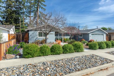 Photo of 1736 Wilcox Way, SAN JOSE, CA 95125 (MLS # ML82035364)