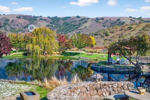 3970 Leavesley Road GILROY CA 95020