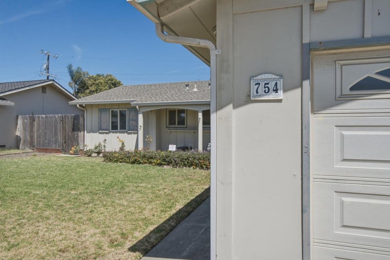 754 San Simeon Drive