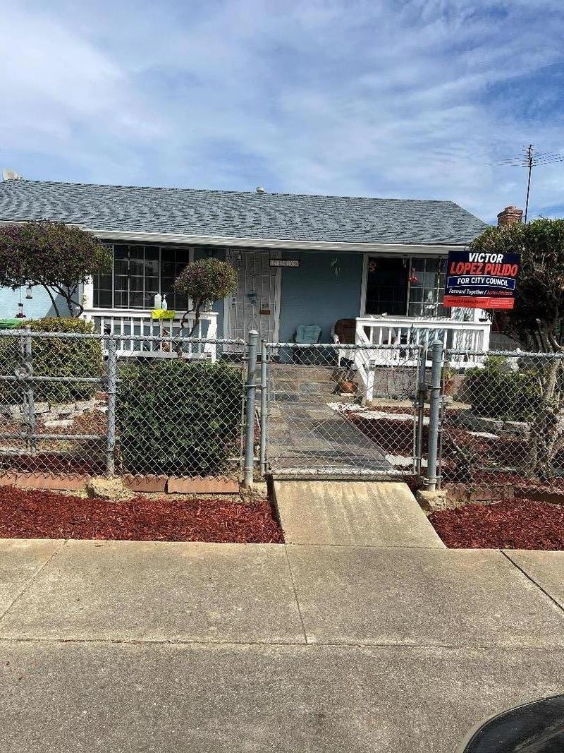 33438 7th Street