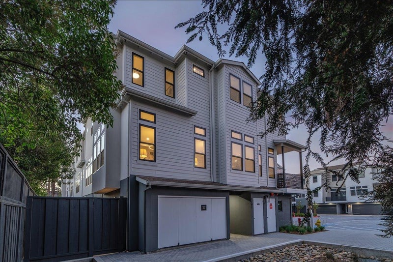 1101 Tartan Lane