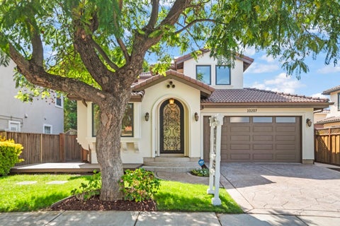 Photo of 10207 Orange Avenue, CUPERTINO, CA 95014 (MLS # ML82058156)