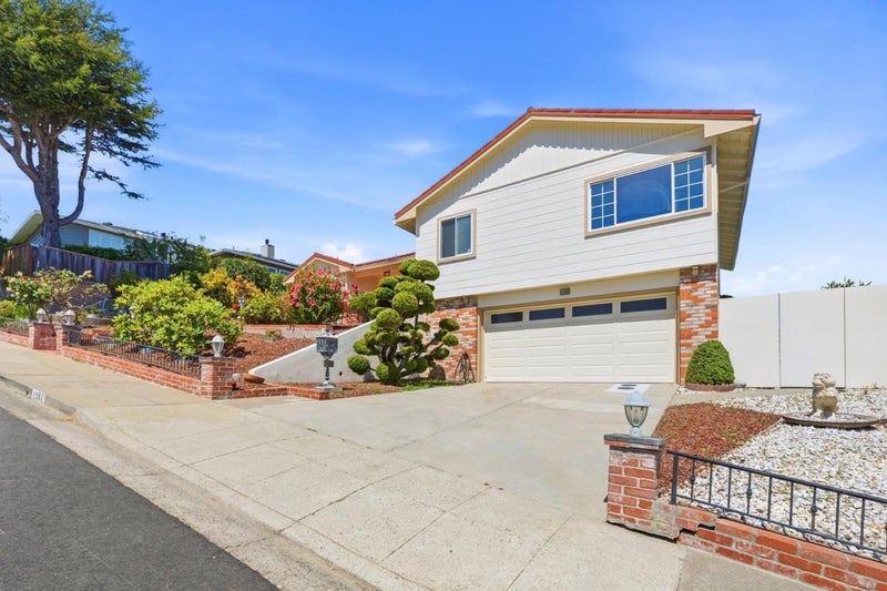 1284 Encina Drive