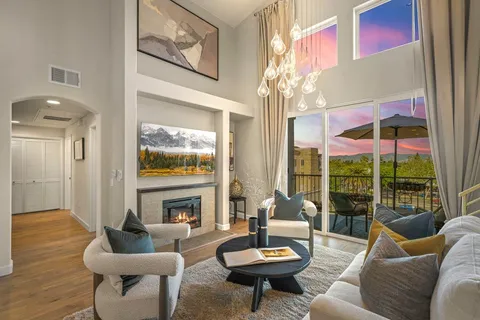 912 Campisi Way Unit 414, Campbell, CA 95008 - #: ML82004132