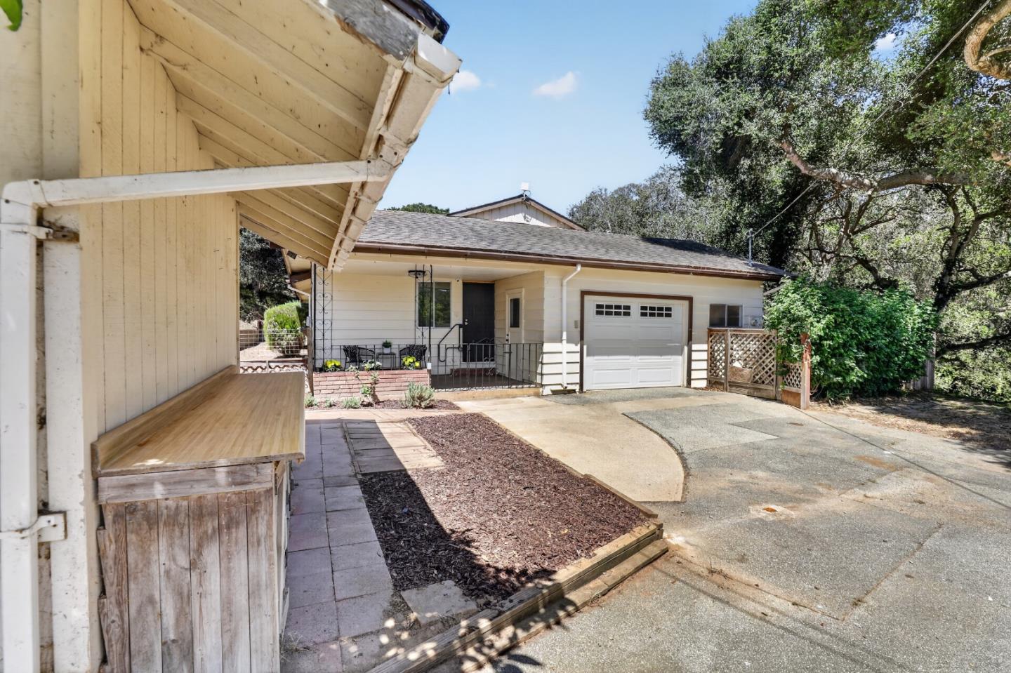 17130 Blackie Road