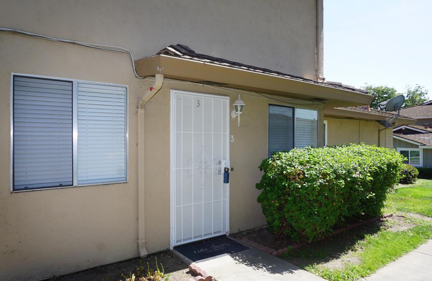 902 Gilchrist Walkway 3