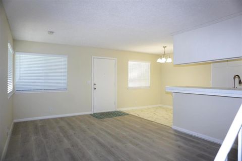 Tiny photo for 902 Gilchrist Walkway #3, SAN JOSE, CA 95133 (MLS # ML82046825)