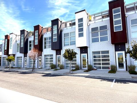 Photo of SANTA CRUZ, CA 95060 (MLS # ML82044670)