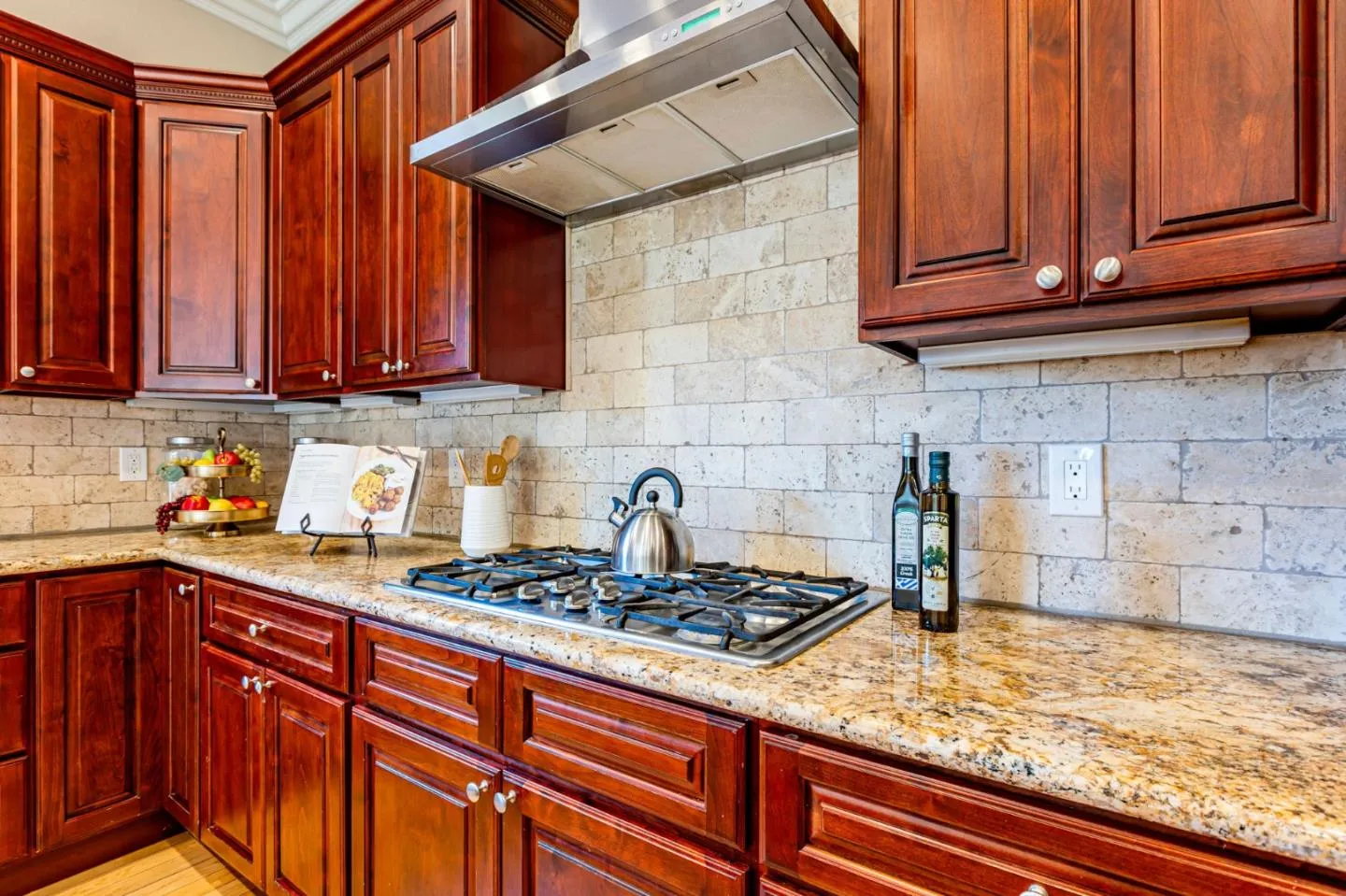 San Jose, California 95125, United States, 4 Bedrooms Bedrooms, ,4 BathroomsBathrooms,Residential,Active,151290