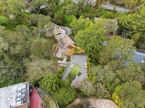 Tiny photo for 3035 Canyon Road, Burlingame, CA 94010 (MLS # ML82036980)