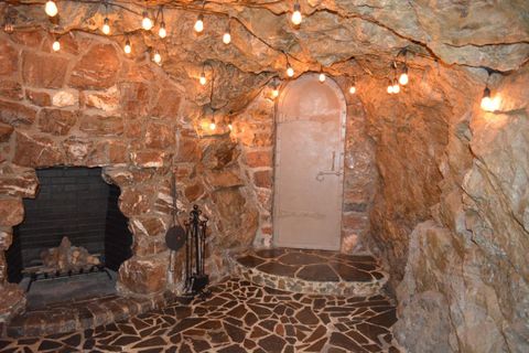 Tiny photo for 3035 Canyon Road, Burlingame, CA 94010 (MLS # ML82036980)