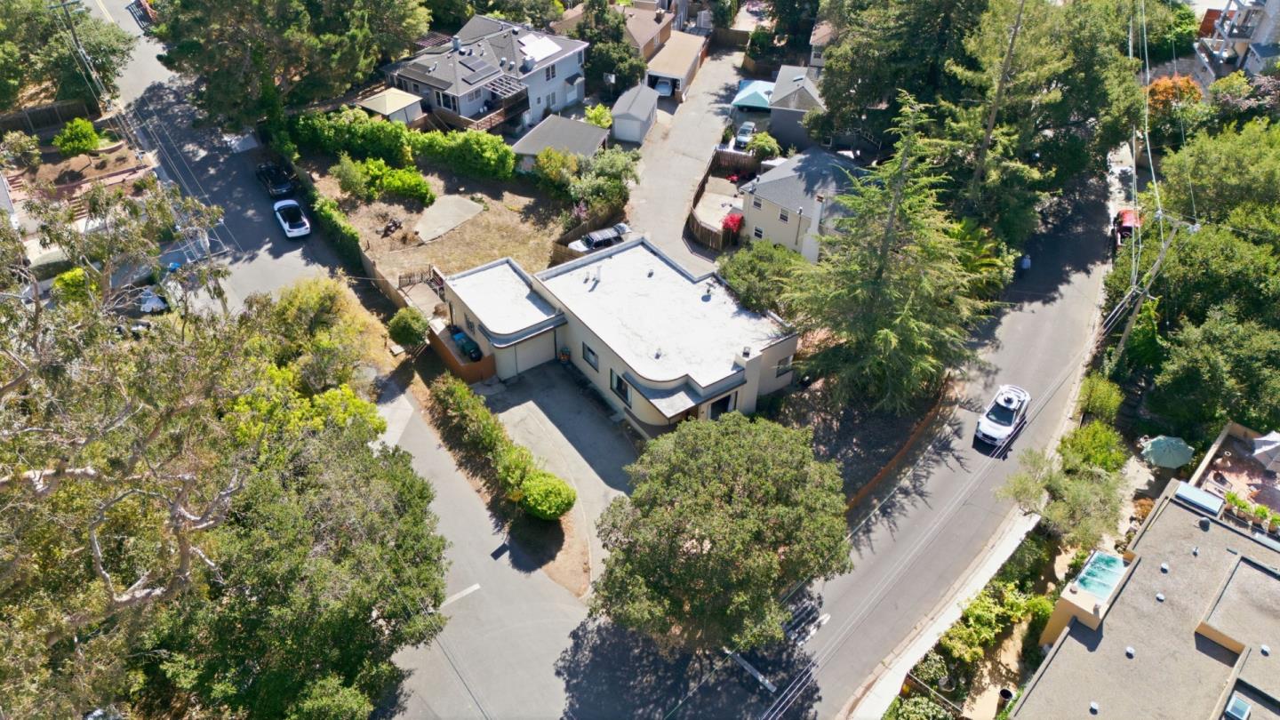 1701 Valley View Avenue