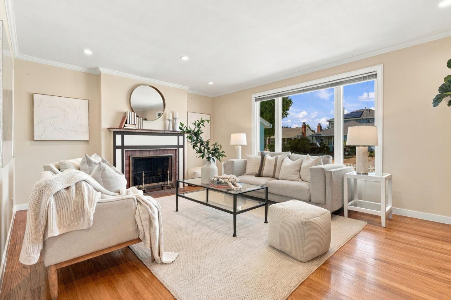 926 Fleetwood Drive