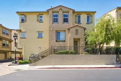 937 Mente Linda Loop, Milpitas, CA 95035 - #: ML82007686