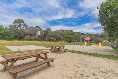 Tiny photo for 15084 Green Oak Place, SALINAS, CA 93907 (MLS # ML82043983)