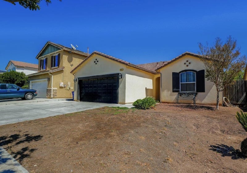 646 Luna Way