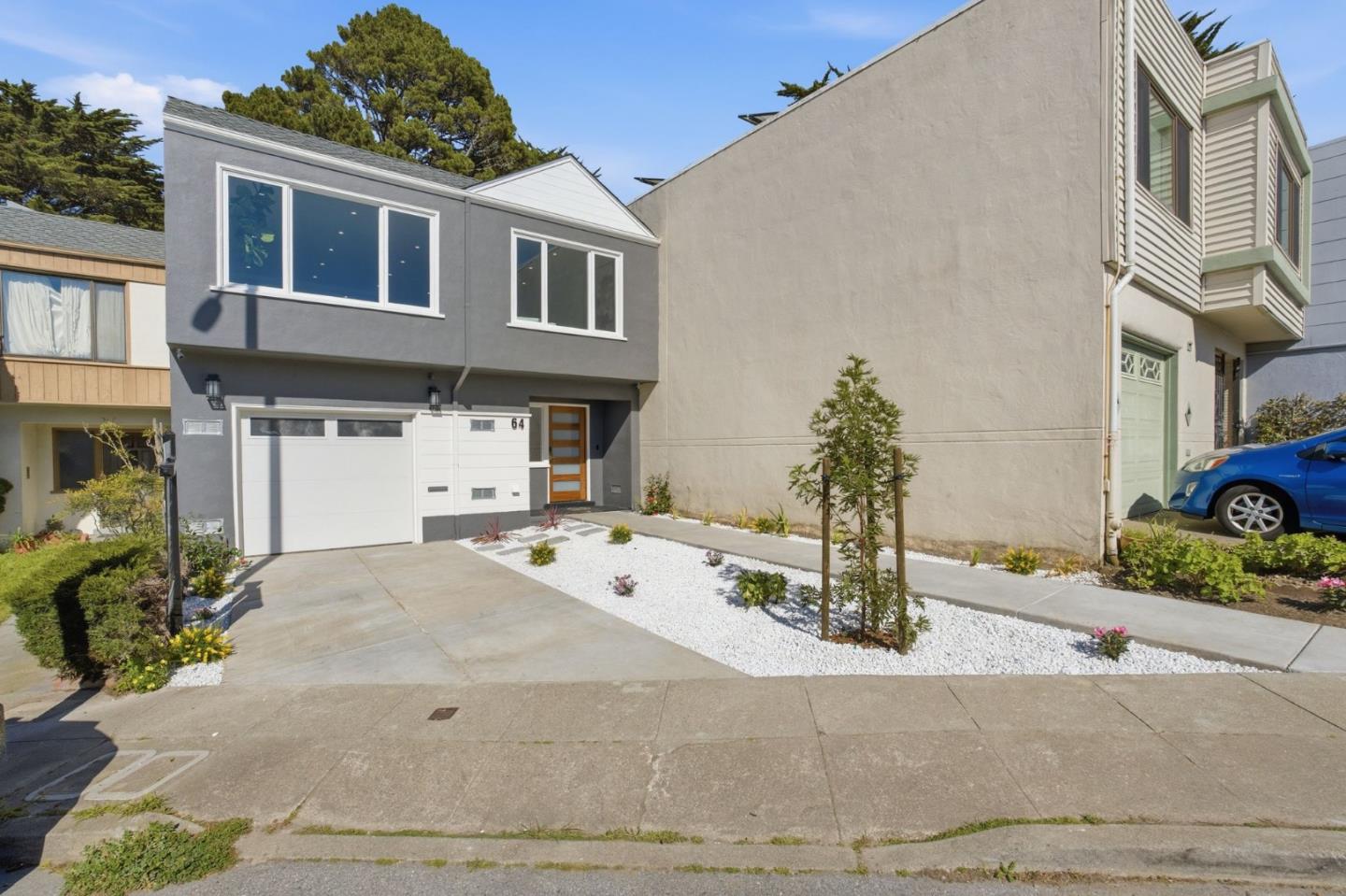 64 Molimo Drive